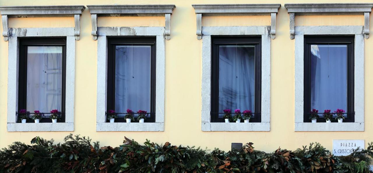 Apartamento Residenza Cristoforo Údine Exterior foto